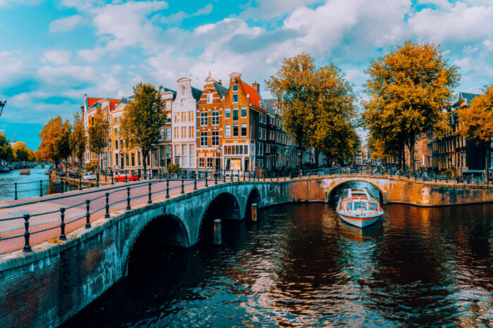 Άμστερνταμ – Ρότερνταμ – Ντέλφ – Χάγη, 4 ημέρες (Ιούλιος – Αύγουστος ’24) από 745€